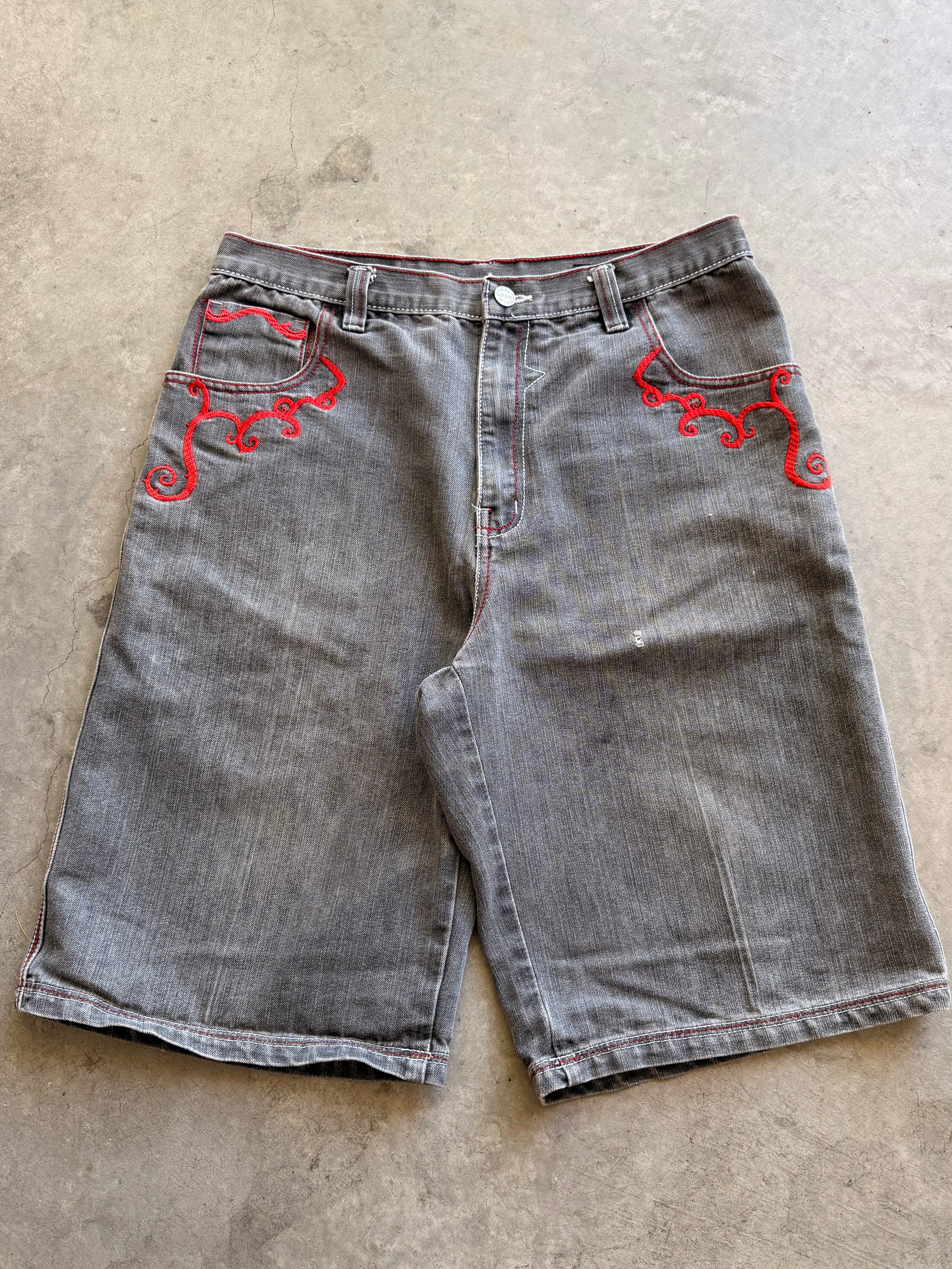 Coogi Y2K grey jorts Sz 35