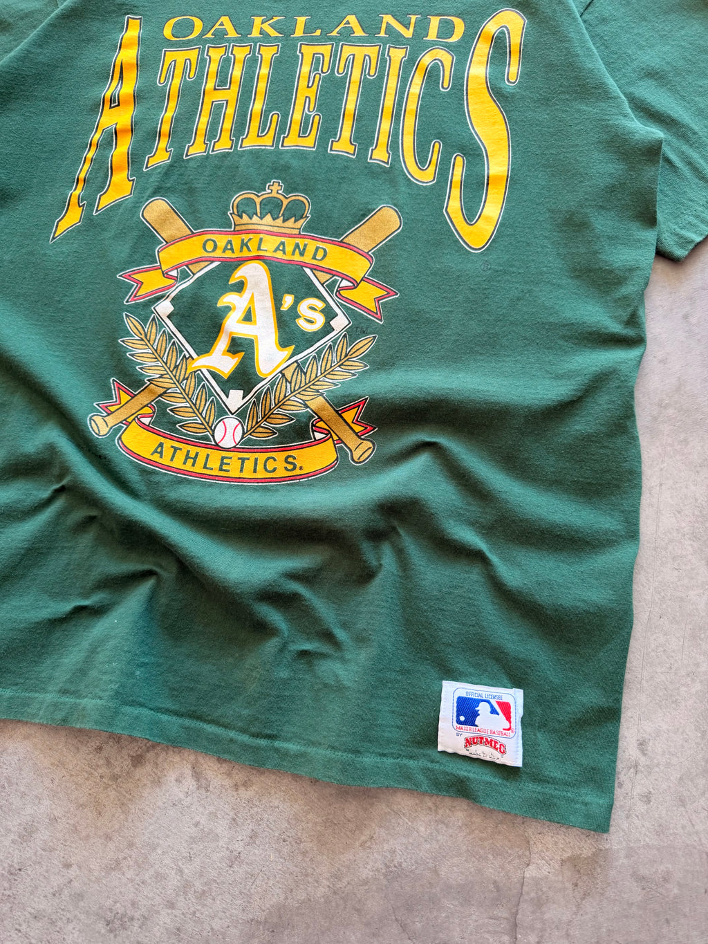 90s Oakland A's tee - XL