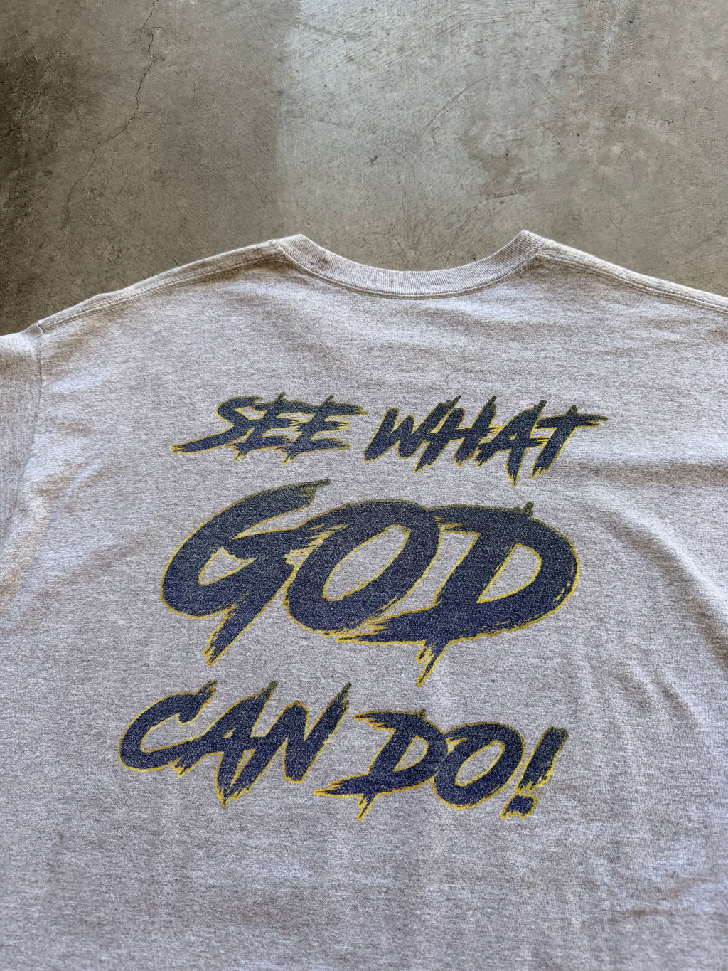 20/20 vision Jesus tee - L