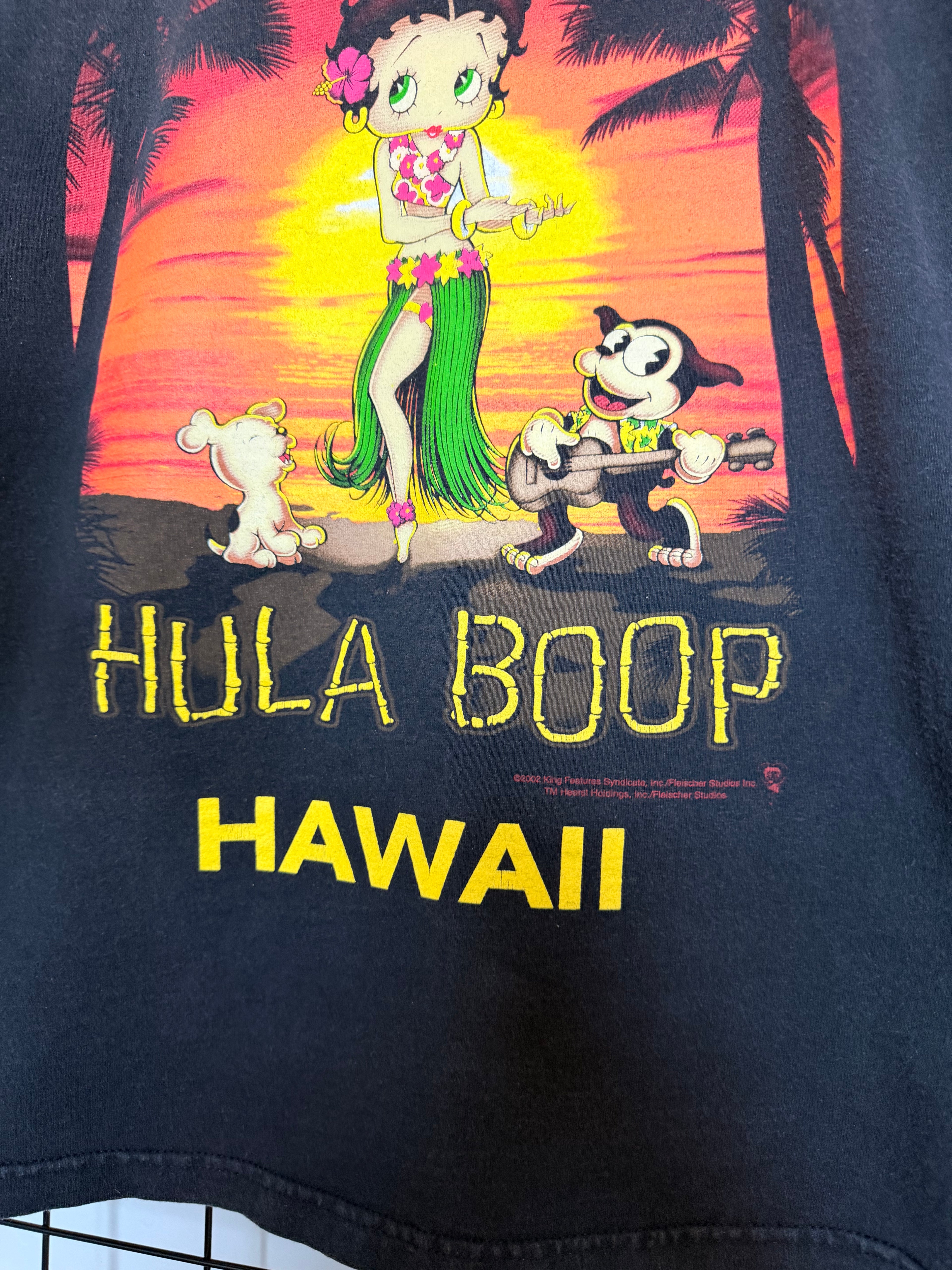 2002 Betty Boop Hawaii black tee - M