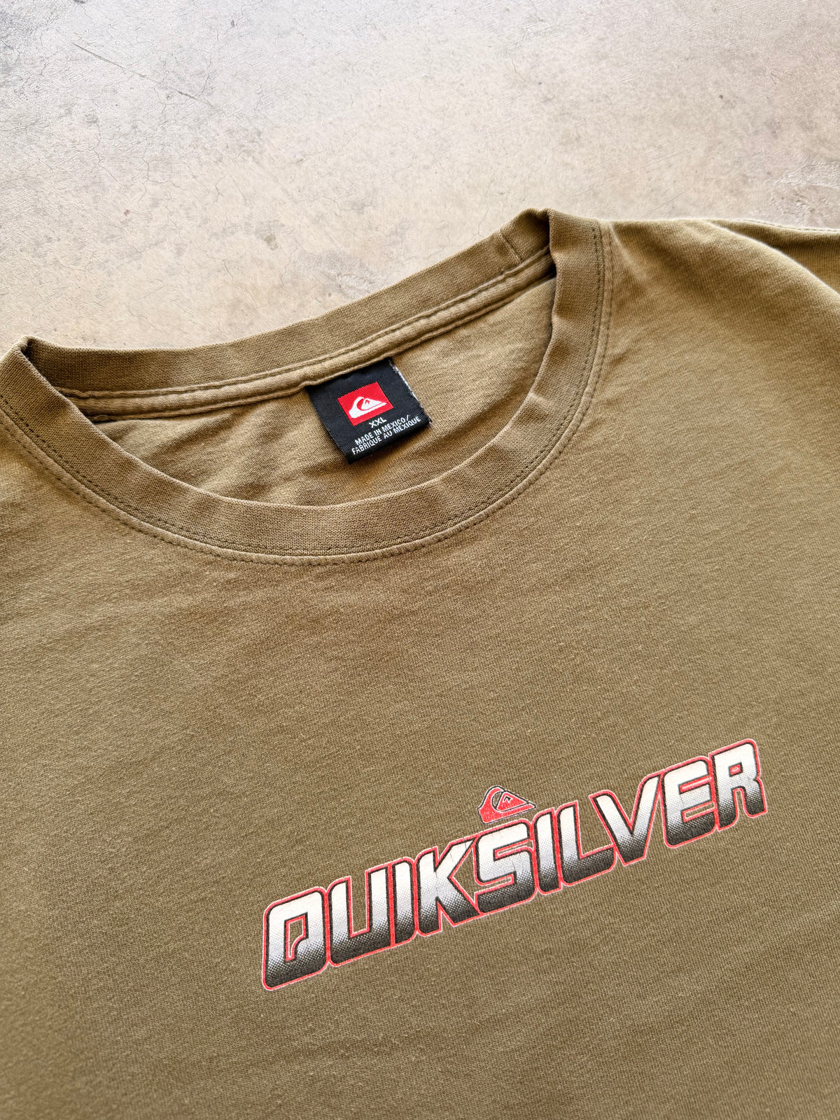 Quiksilver green tee - 2XL
