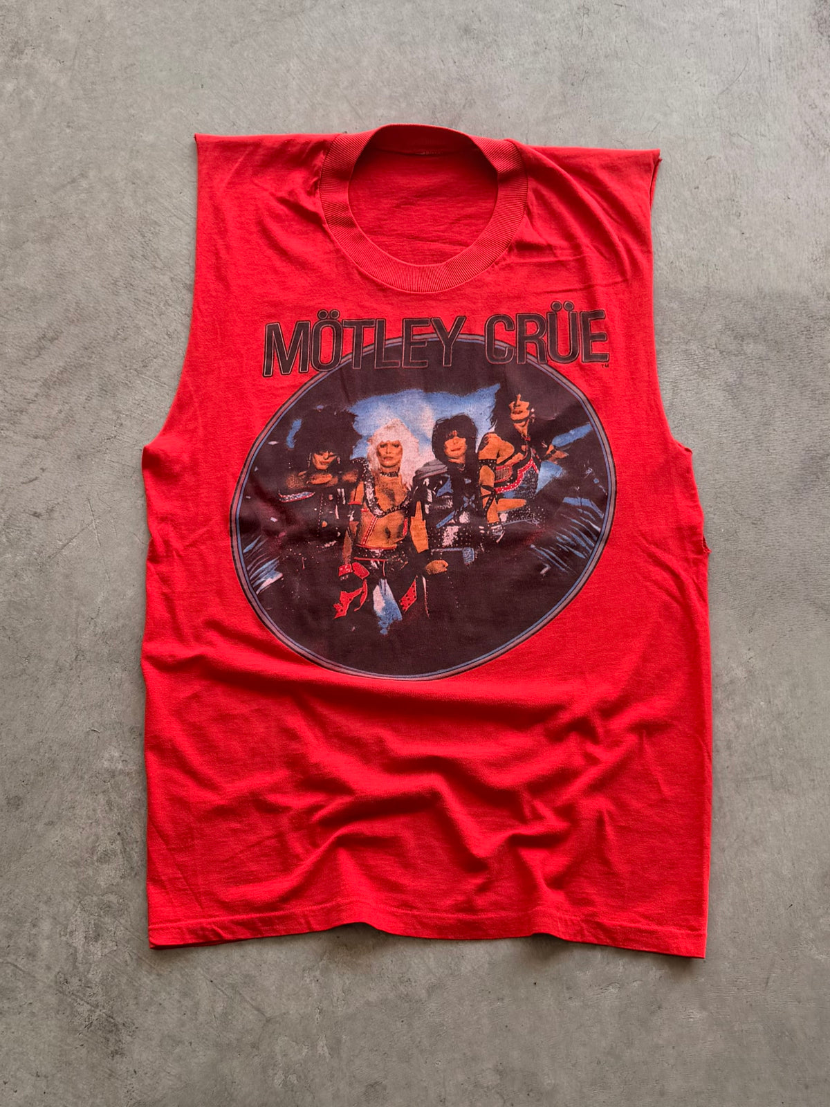 Motley Crue vintage cut off sleeve tee - S