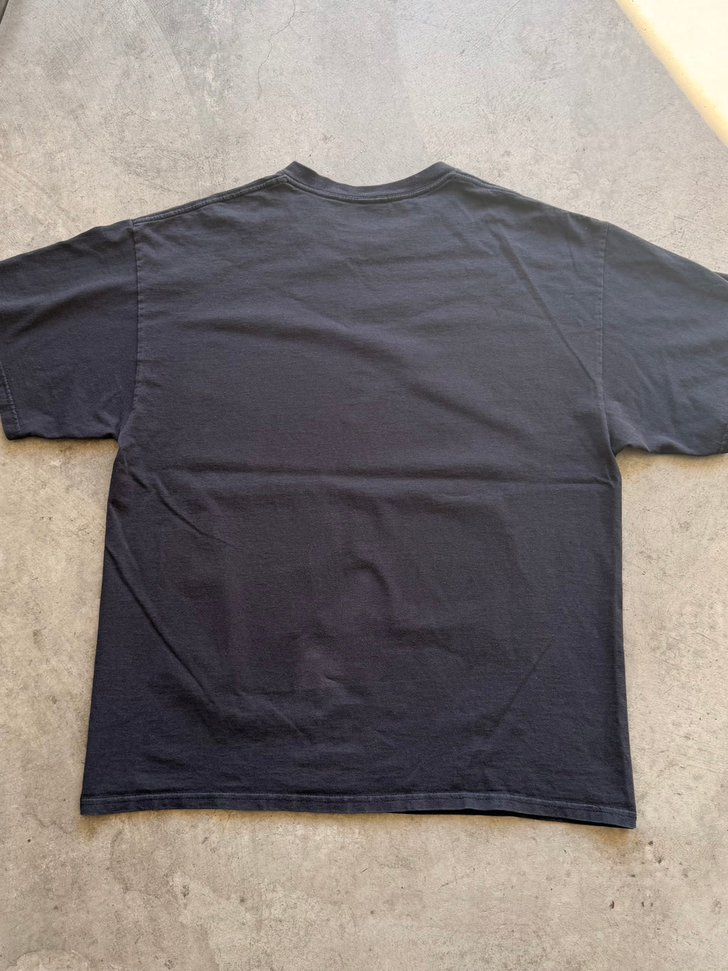 Simpsons whole cast tee - L